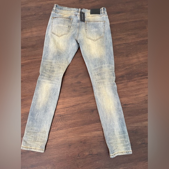 New - Picture 2 of 3